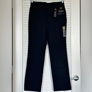 #104 Lee Women's Secretly Shapes Regular Fit Straight Leg Pant NWT